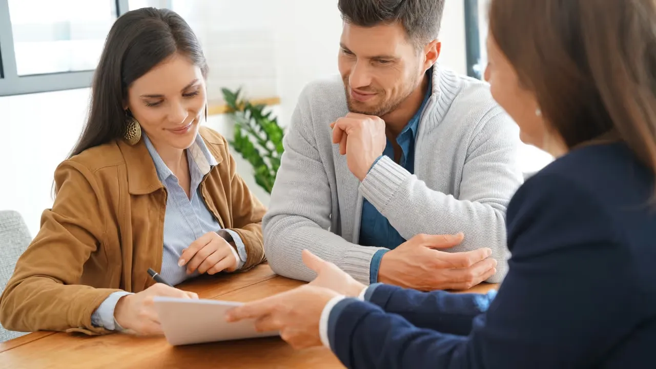 Att köpa hem och förstå lån